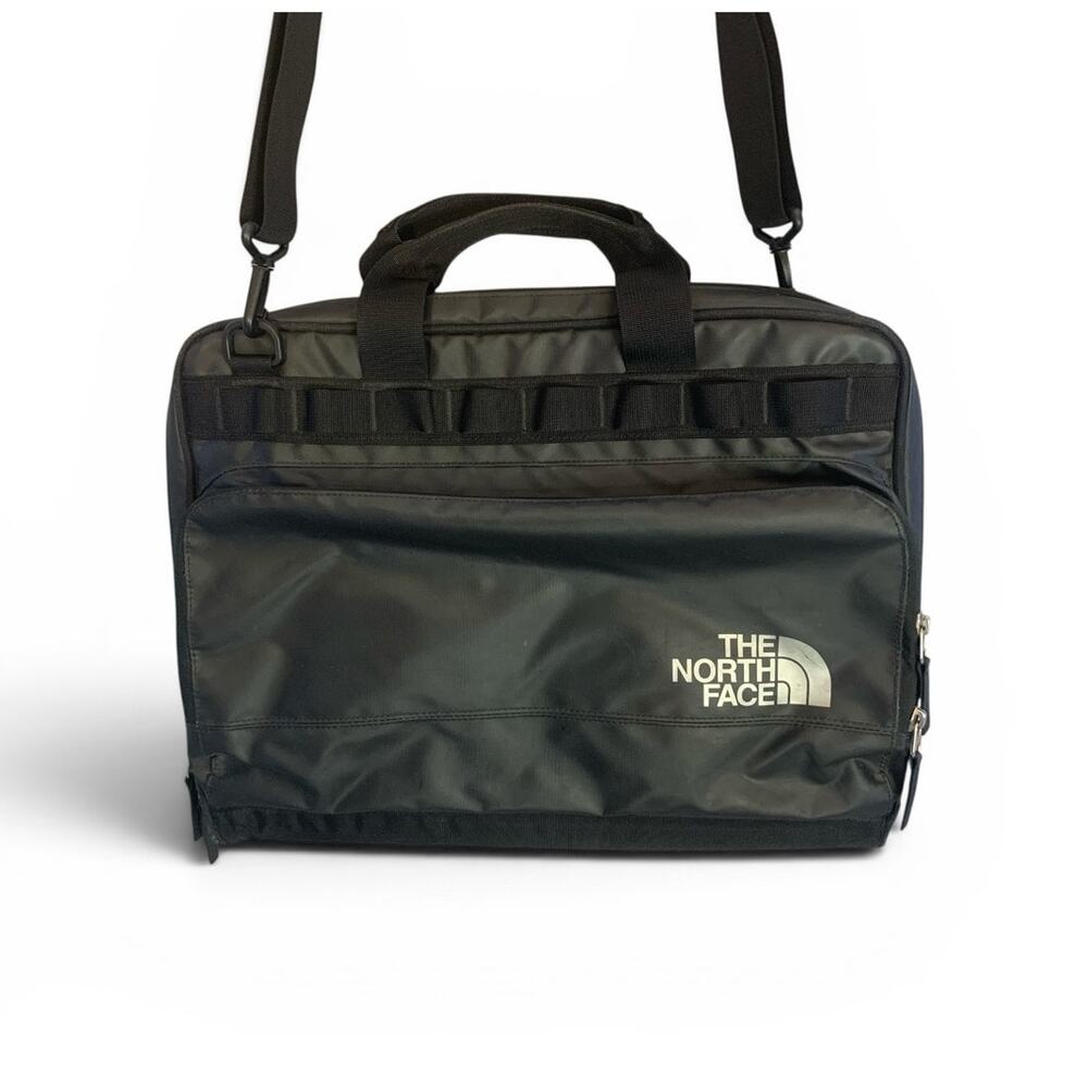 The North Face Base Camp Voyager Sling Backpack, Black, Padded Laptop, Messenger - Picture 2 of 13